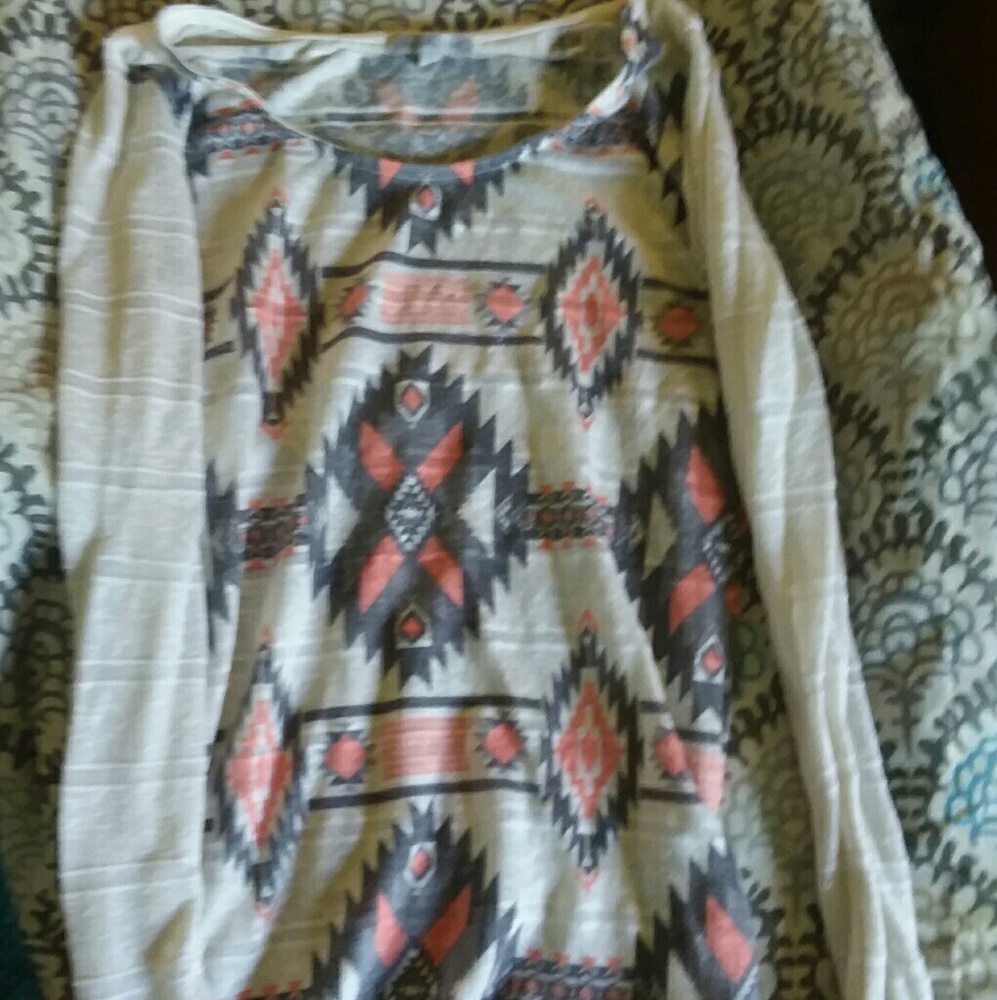Long sleeve shirt